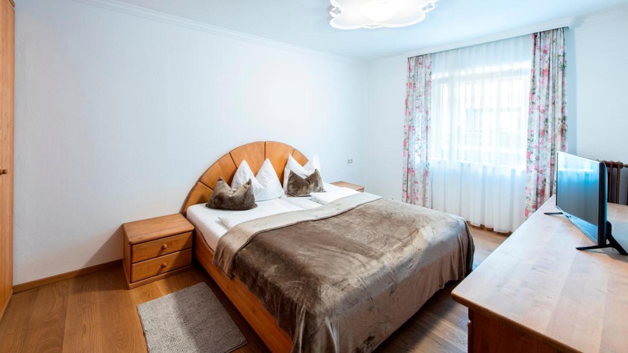 Manni Home - Rooms & Apartments Mayrhofen Exterior foto